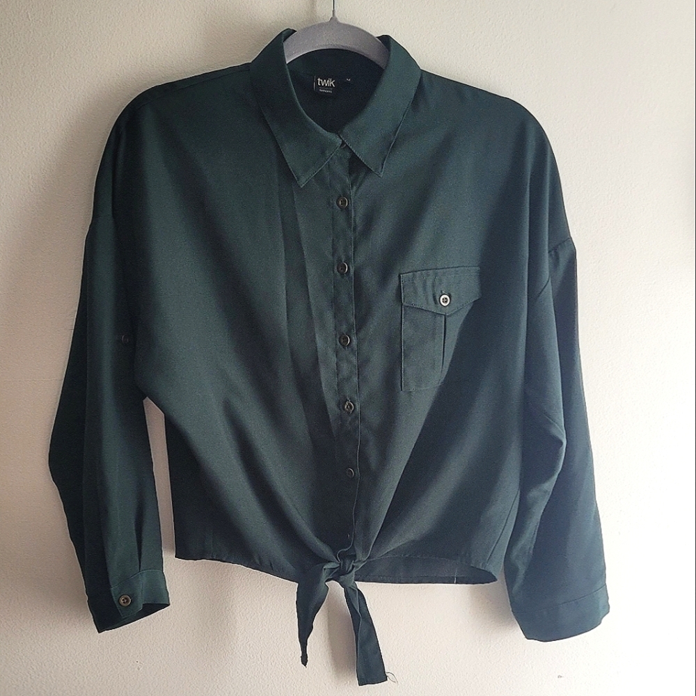 Simons green shirt SMALL